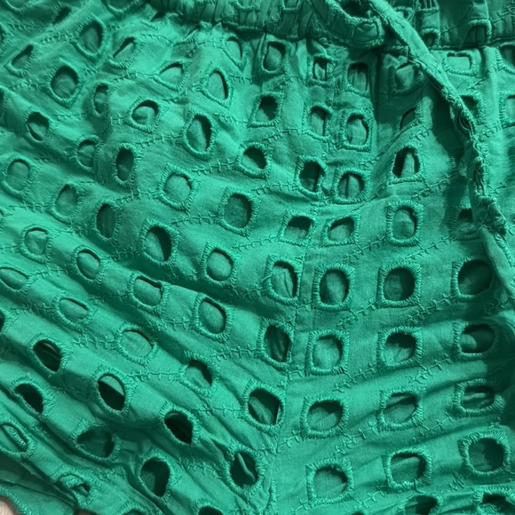 Surf Gypsy Box Eyelet Shorts green size small - Picture 2 of 4